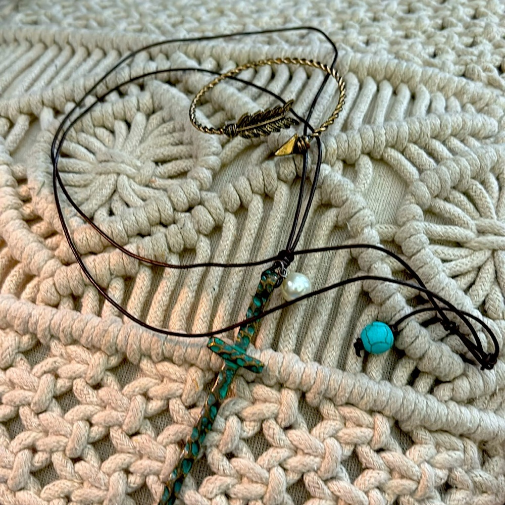 Long adjustable cross necklace and arrow cuff